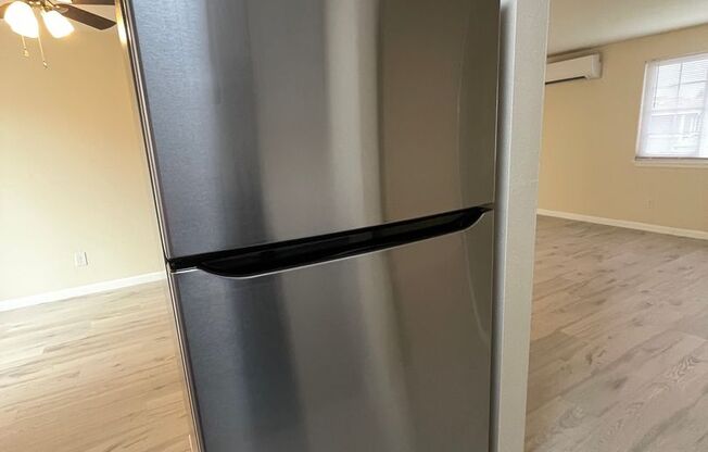 2 beds, 1 bath, 945 sqft, $1,500, Unit 088