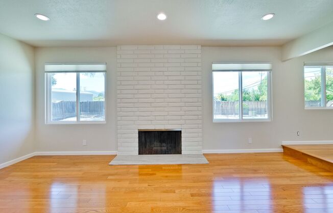 Gorgeous Newly Remodeled Saratoga Golden Triangle Gem. Available Now!