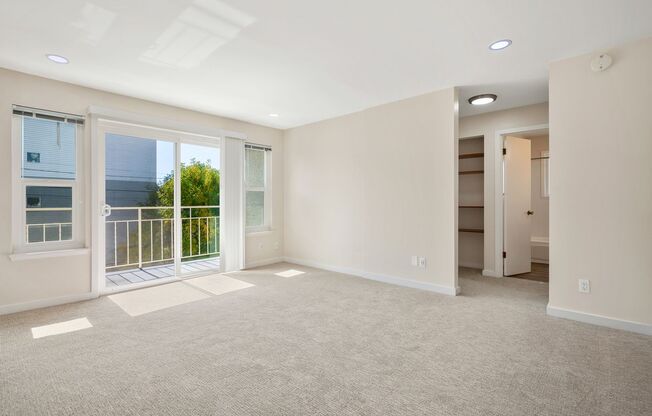 La Premiere Apartments