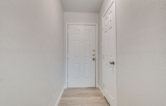 Beautifully Updated, Modern Finishes!