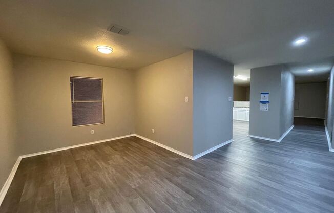 Spacious 4-Bedroom Home with Modern Updates in South Fort Worth