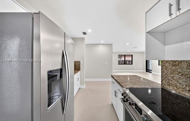 2216 SW 62nd Ave # 2216, Miami, FL 33155