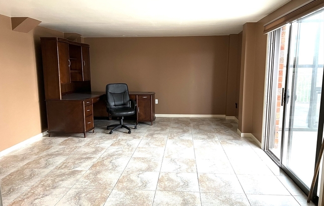 3 beds, 2 baths, 1,644 sqft, $3,800, Unit 711