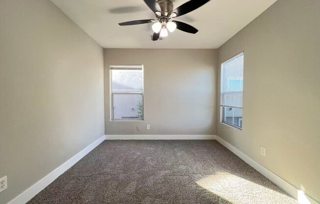 5 beds, 3 baths, $2,400