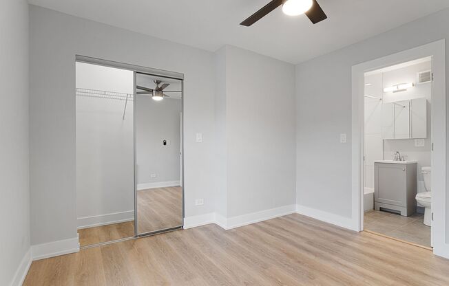 3 beds, 1.5 baths, 881 sqft, $2,750, Unit 7070-3S
