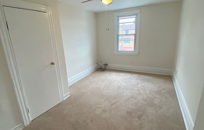 3 beds, 1 bath, $1,495