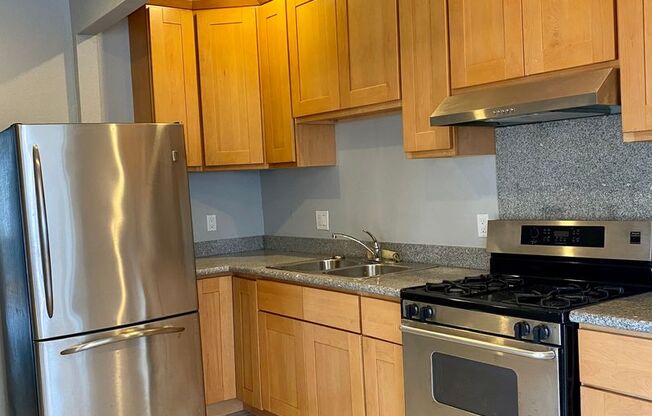 71 Pearl St Lease Only