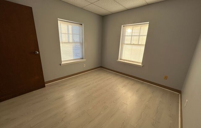 1 bed, 1 bath, 600 sqft, $550, Unit 404