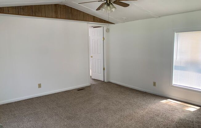 Available Now - Spacious 2 Bedroom + Bonus Room, 2 Bath Mobile Home