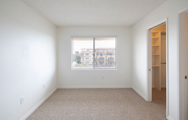 2 beds, 2 baths, $2,495, Unit 209