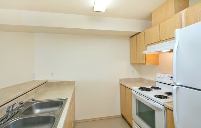 1 bed, 2 baths, 840 sqft, $1,695, Unit 305