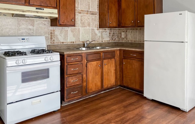 Fully Equipped Kitchen at Sunset Heights, Texas, 78209
