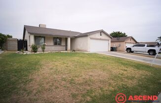 Lovely Home in East Bakersfield!