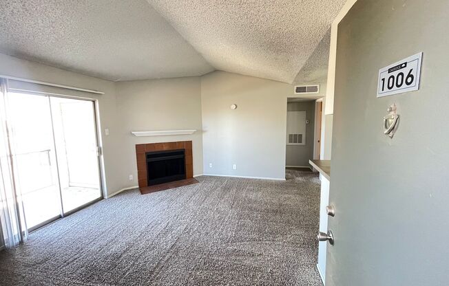 1 bed, 1 bath, 670 sqft, $805, Unit 1006