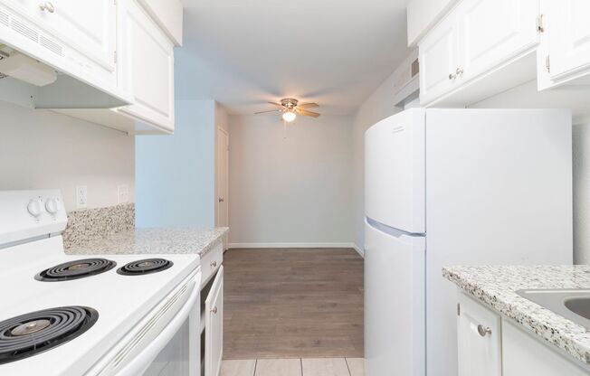 1 bed, 1 bath, 627 sqft, $1,245