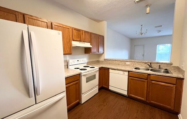 2 beds, 2.5 baths, $1,595