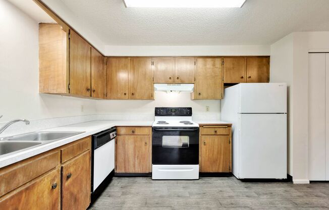 2 beds, 1 bath, 850 sqft, $1,250, Unit 167