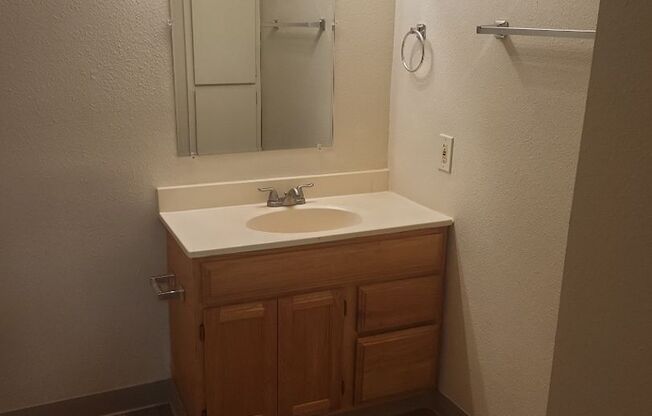 Maplecrest Apartments