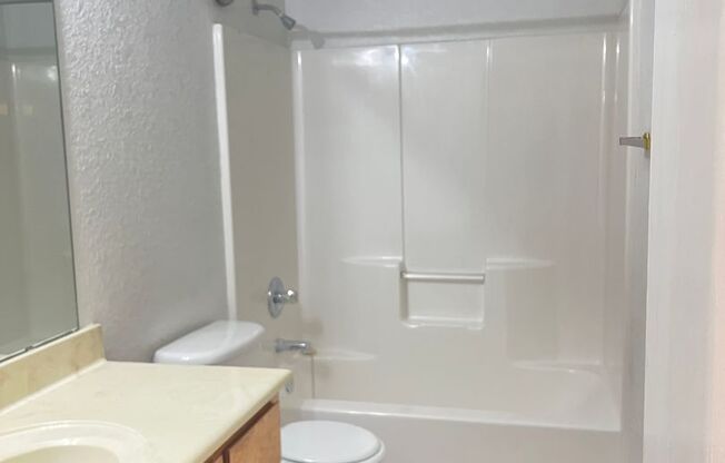 2806 Alma Dr.