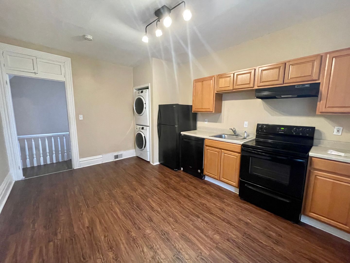 240 Lafayette Avenue (White Glove)