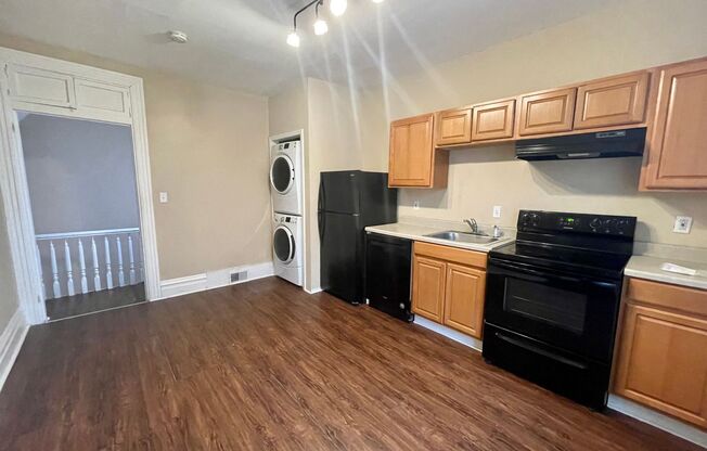 240 Lafayette Avenue (White Glove)