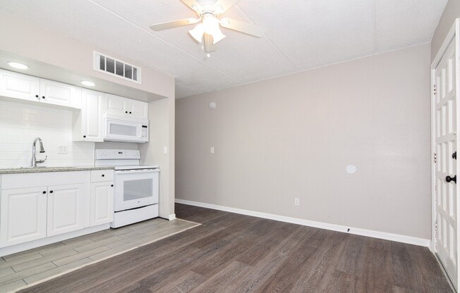 1 bed, 1 bath, 550 sqft, $1,550, Unit 6