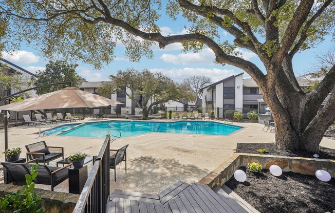 Unwind in style at The WerX Apartments, where luxury living meets modern comfort. Enjoy our stunning poolside retreat, lush surroundings, and spacious layouts. Your perfect home awaits—schedule a tour today to see what sets us apart!