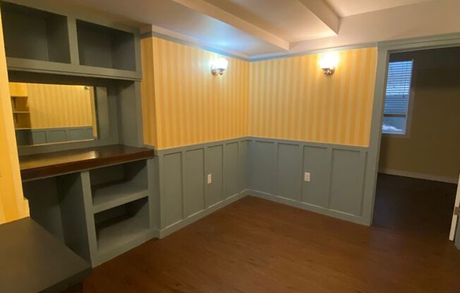 2 beds, 1 bath, 1,200 sqft, $1,849, Unit 01
