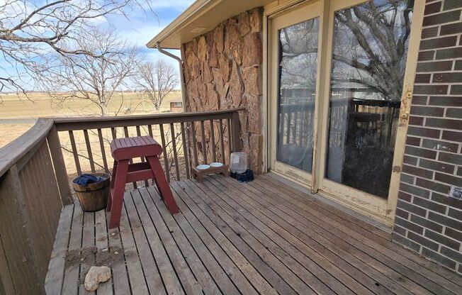 Windsor Duplex in Country setting