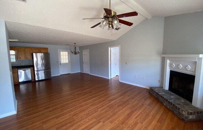 1318 LOBLOLLY DR