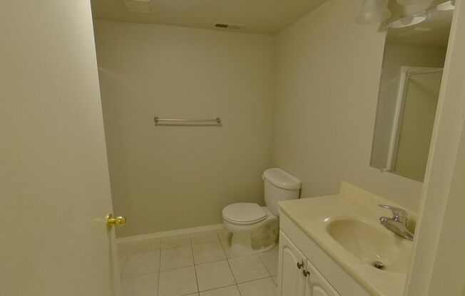 4 beds, 2 baths, $3,400, Unit 2217 NW Van Buren Ave.