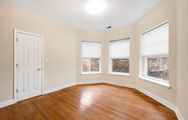 4934 S. King Drive #2