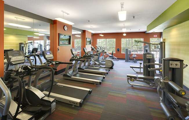 Regency Woods Apartments in Minnetonka, MN Fitness Center