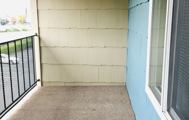 1 bed, 1 bath, 700 sqft, $1,800, Unit 331
