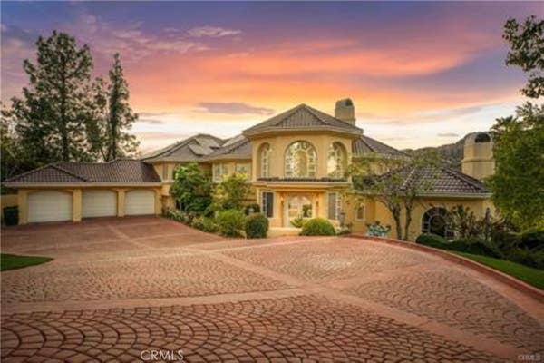 22537 N SMT RDG CIR