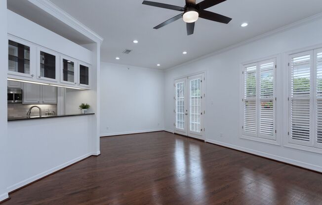 Gorgeous Mediterranean-style condo located in the heart of Turtle Creek.