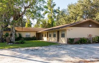 4931 SW 65 Ave Davie, FL 33314