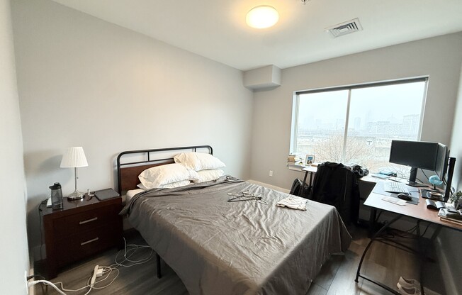 2 beds, 2 baths, 970 sqft, $4,350, Unit 609