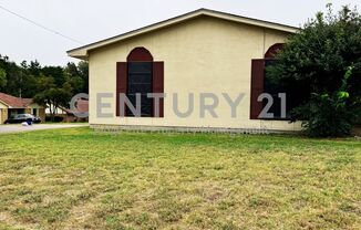 Charming 3/2 Duplex with 2 Car Carport  in Duncanville For Rent!