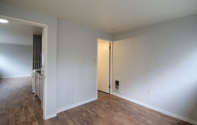 1 bed, 1 bath, 393 sqft, $1,395, Unit 312