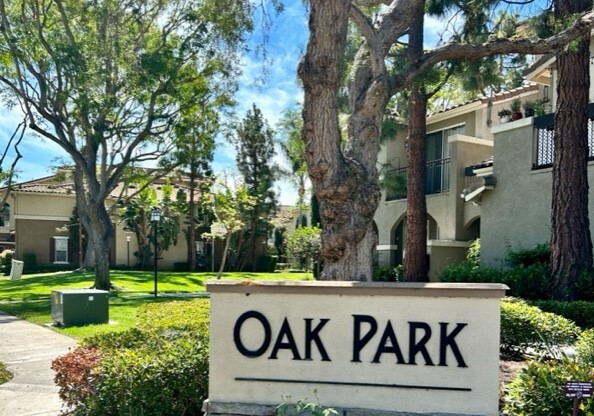 3302 Orangewood