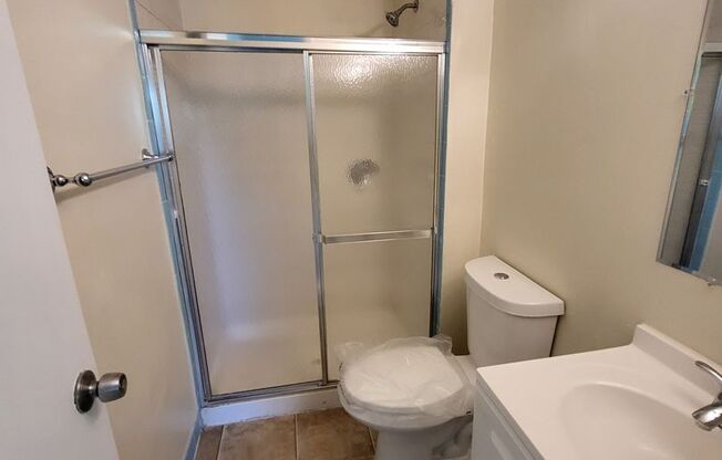 RARE 3-Bed Townhome in Fox Ridge Manor!