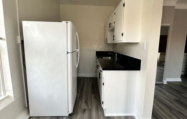 Studio, 1 bath, $1,575, Unit 305