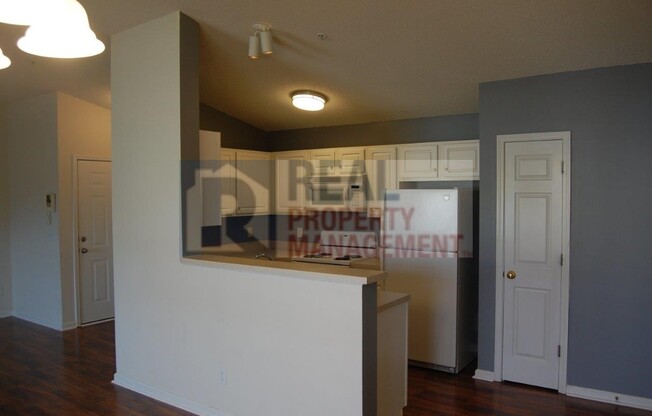 2 beds, 2 baths, $1,200