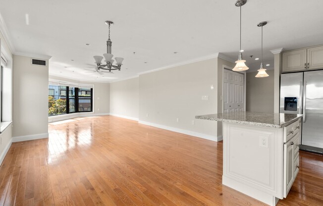 2 beds, 2 baths, 1,285 sqft, $5,750, Unit 5G