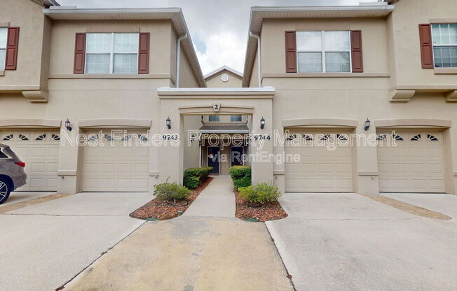 9744 SUMMER GRV WAY W