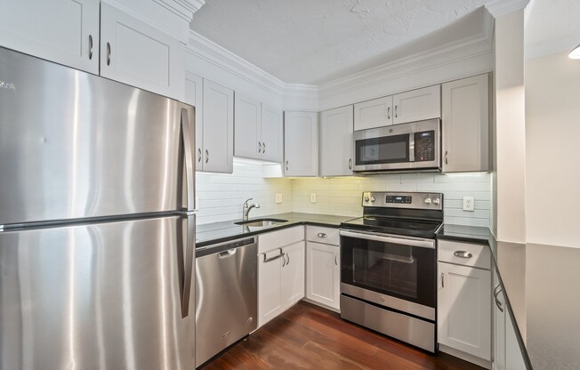 152 QUINCY SHR DR