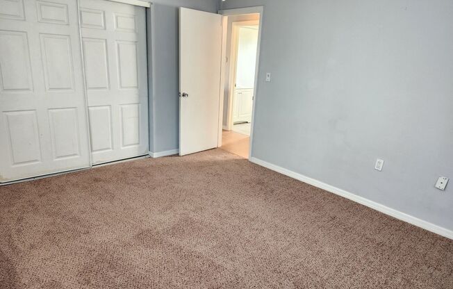 3 beds, 1 bath, $1,695