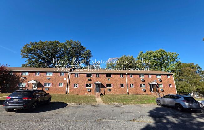 725 Akron Drive Apt M