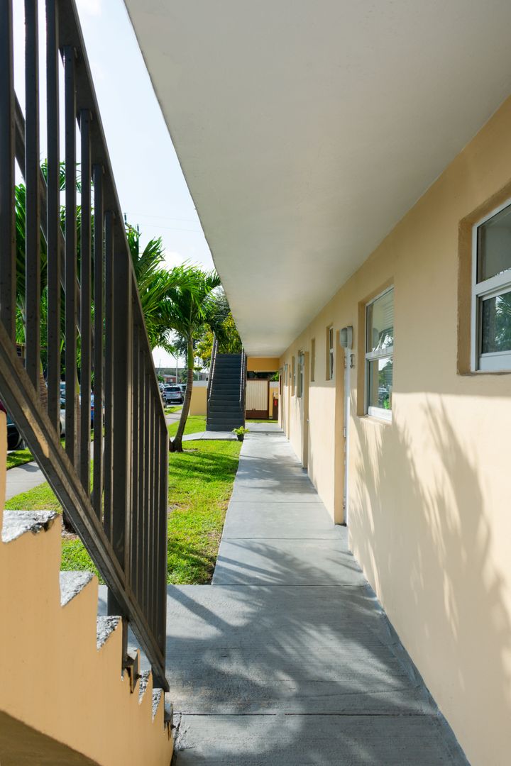 For Rent 1/1 $1,650 Hialeah